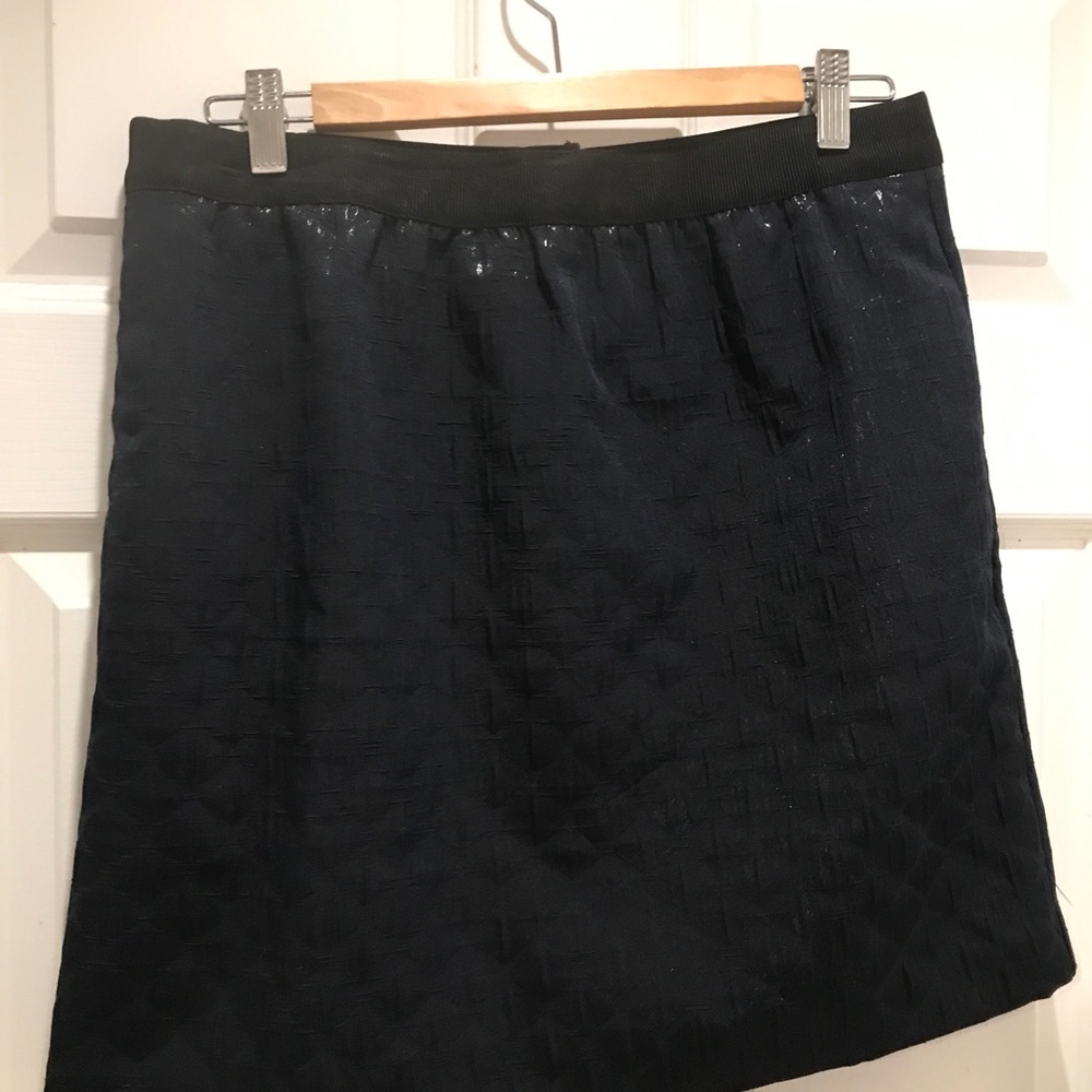 Skirt - Picture 3 of 4